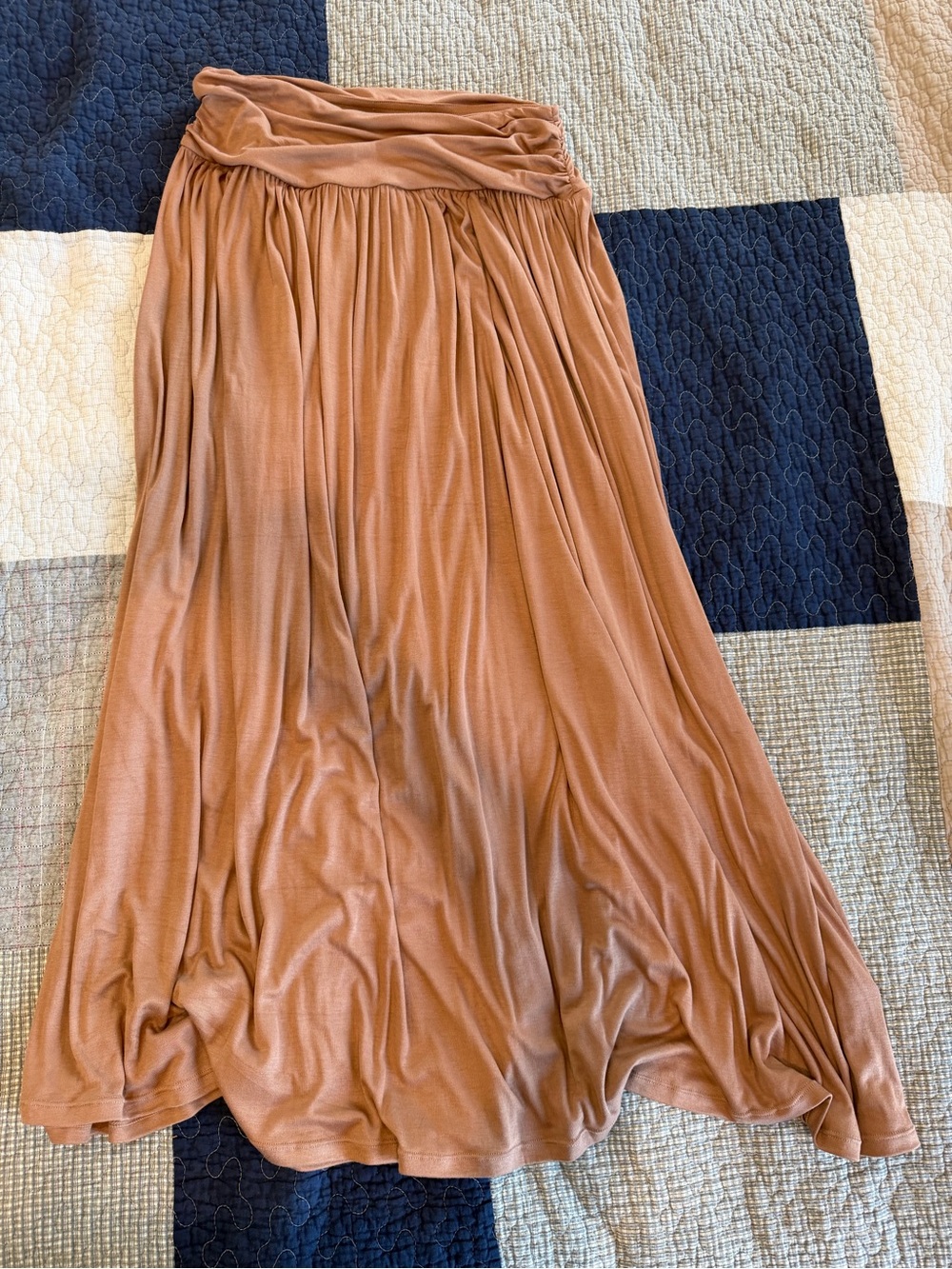 HALARA Women’s Medium Maxi Skirt in Rust Brown